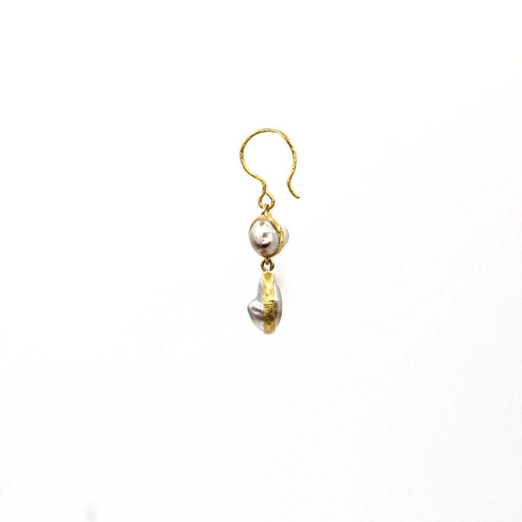 Earrings.. 22k gold - The LoU Zeldis Collection.... 