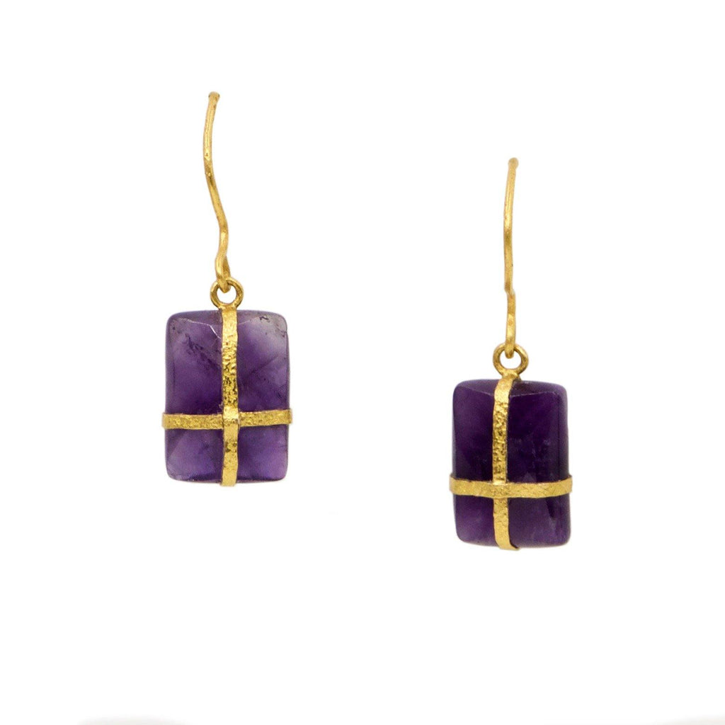 Earrings.. 22k gold - The LoU Zeldis Collection.... 
