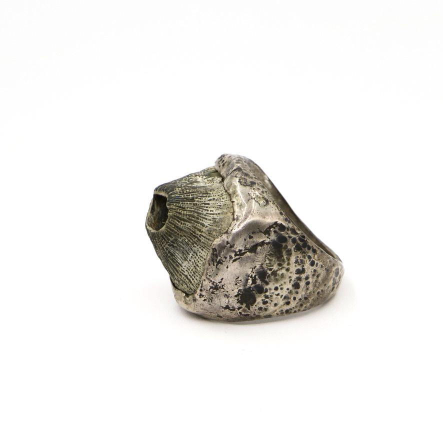 Sterling Silver Ring - The LoU Zeldis Collection.... 