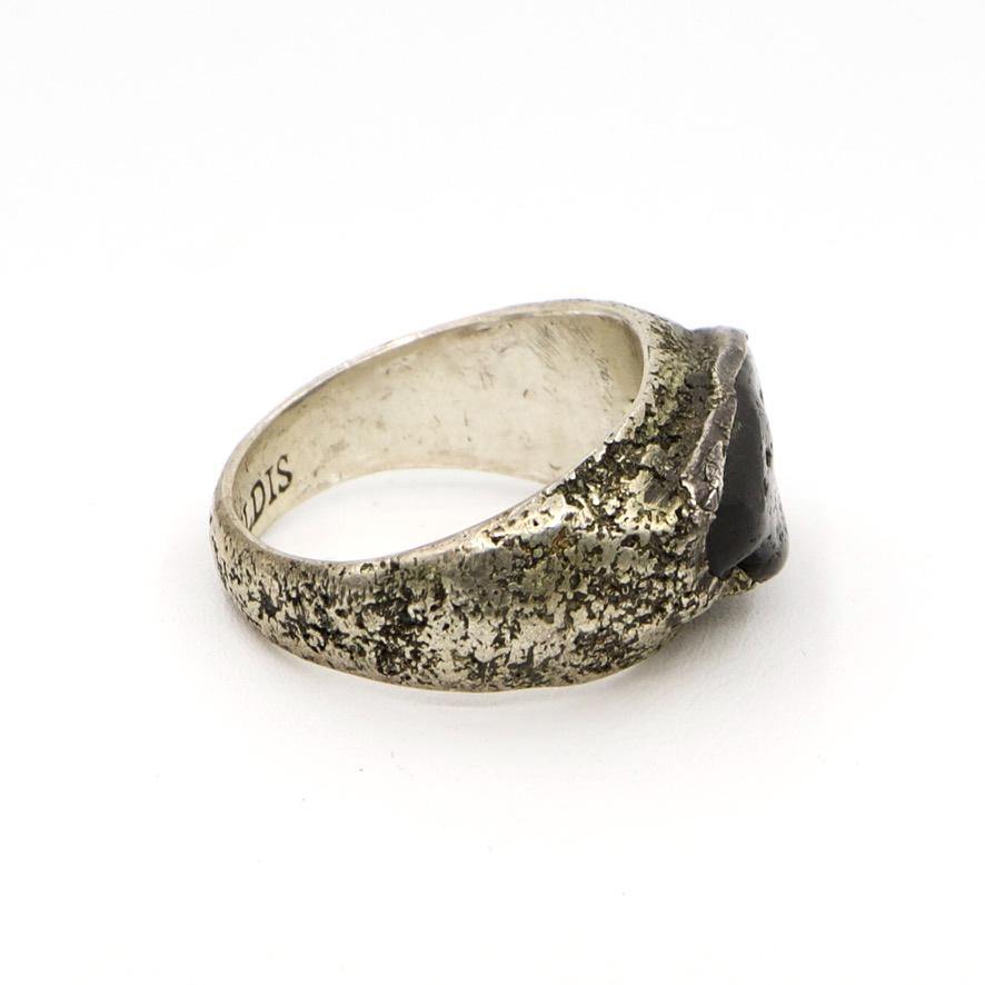 Sterling Silver Ring - The LoU Zeldis Collection.... 
