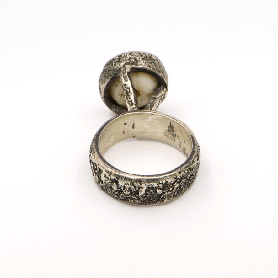 Sterling Silver Ring - The LoU Zeldis Collection.... 