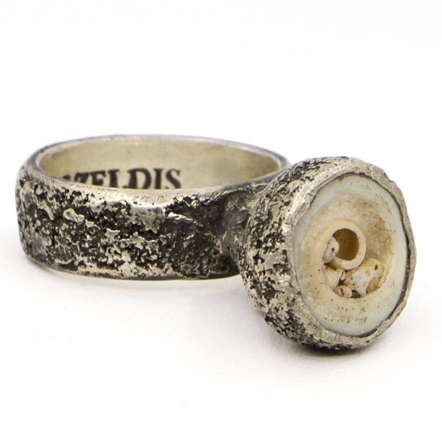 Sterling Silver Ring - The LoU Zeldis Collection.... 