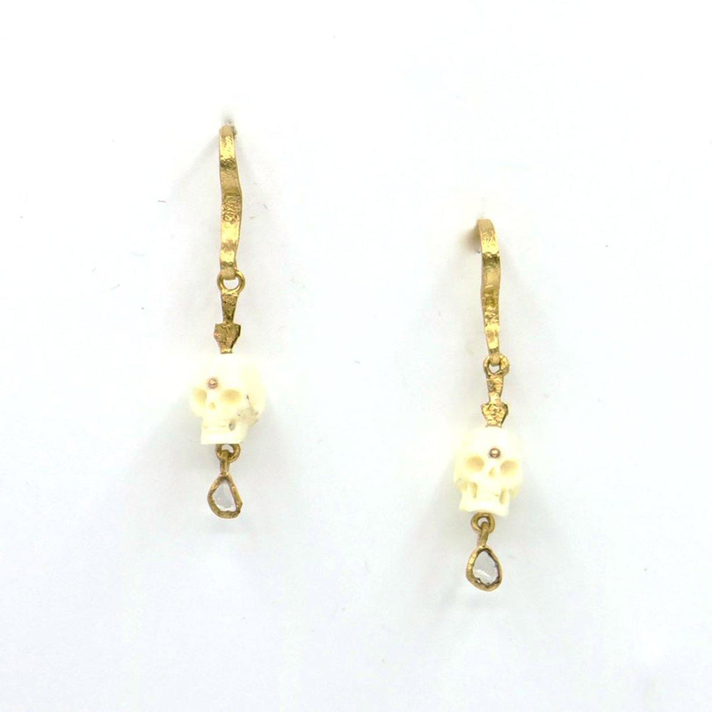 Earrings.. 22k gold - The LoU Zeldis Collection.... 