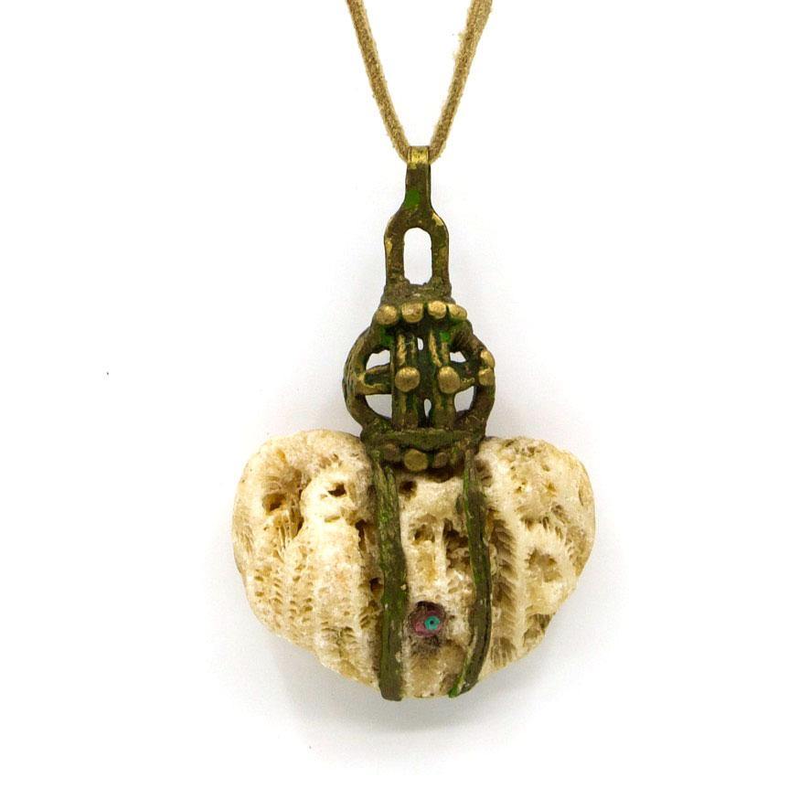 Pendants.. the early years - The LoU Zeldis Collection.... 