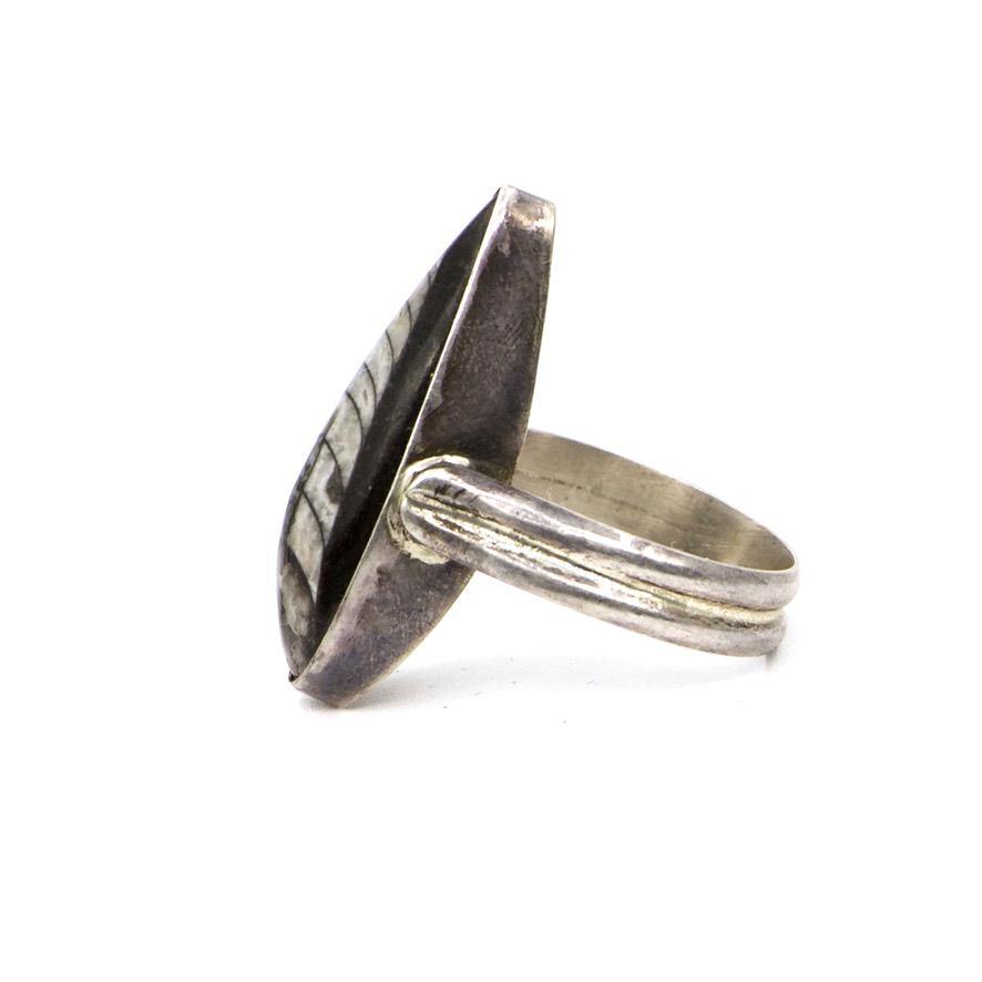 Sterling Silver Ring - The LoU Zeldis Collection.... 