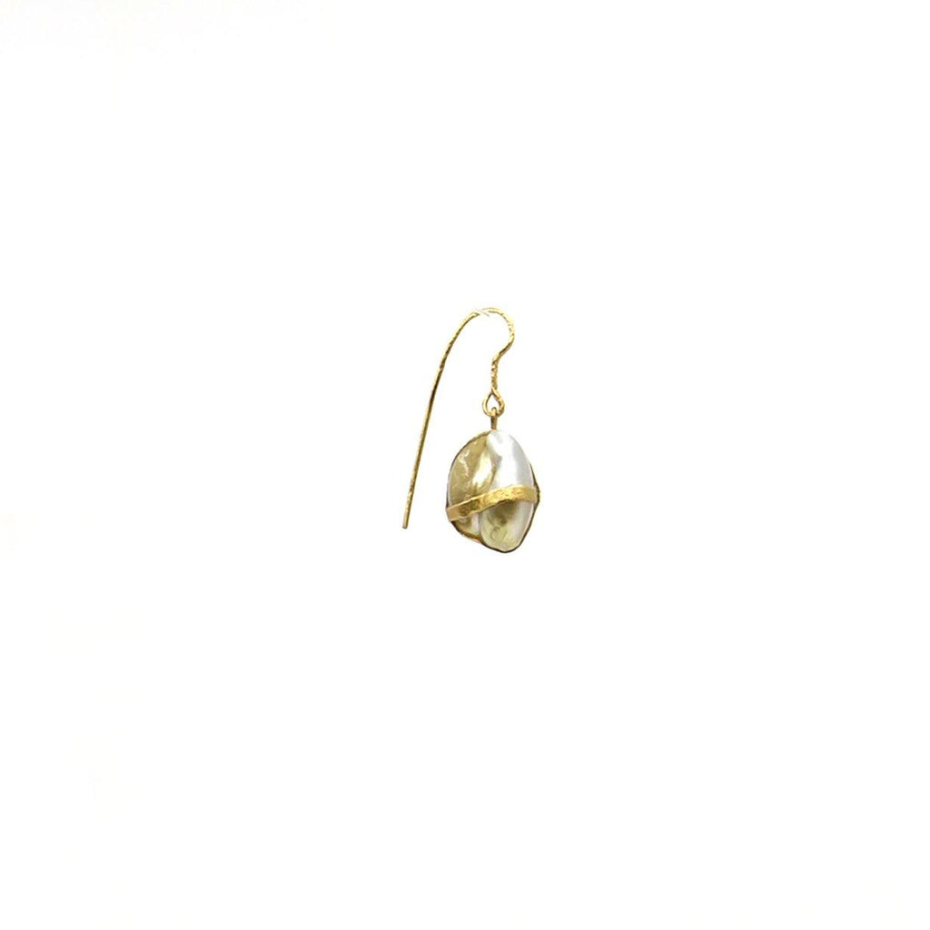 Earrings.. 22k gold - The LoU Zeldis Collection.... 
